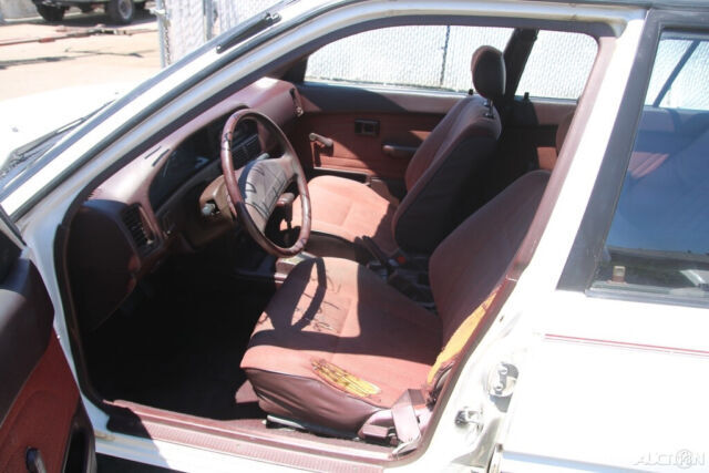 1988 Toyota Corolla Deluxe - photo 11