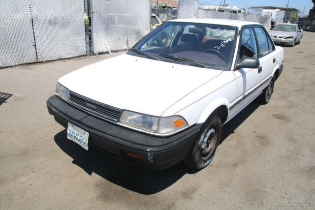 1988 Toyota Corolla Deluxe - photo 2