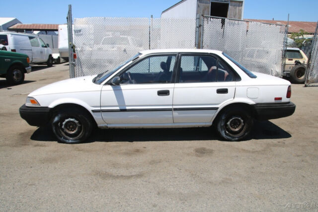 1988 Toyota Corolla Deluxe - photo 3