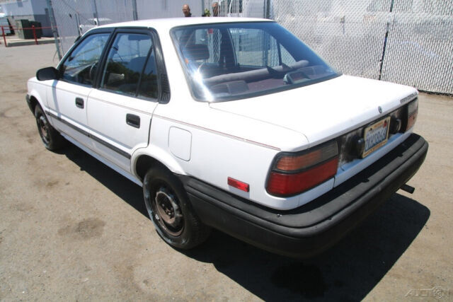 1988 Toyota Corolla Deluxe - photo 4