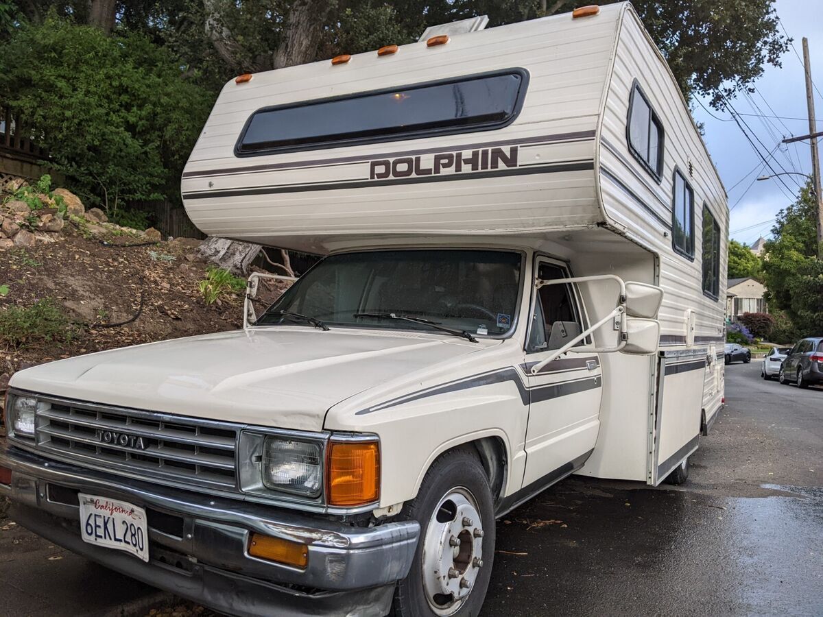 1988 Toyota Dolphin RV with Solar Panels, NEW SMOG 1988 Toyota Other