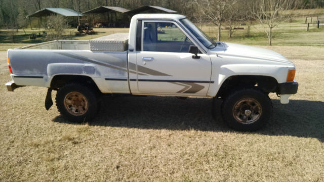 1988 Toyota Pickup DLX - photo 3