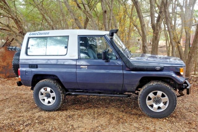 1988 Toyota Land Cruiser BJ74 LX (13B-T Diesel 70 Series similar to HZJ, 4X4) 1988 Toyota Land Cruiser