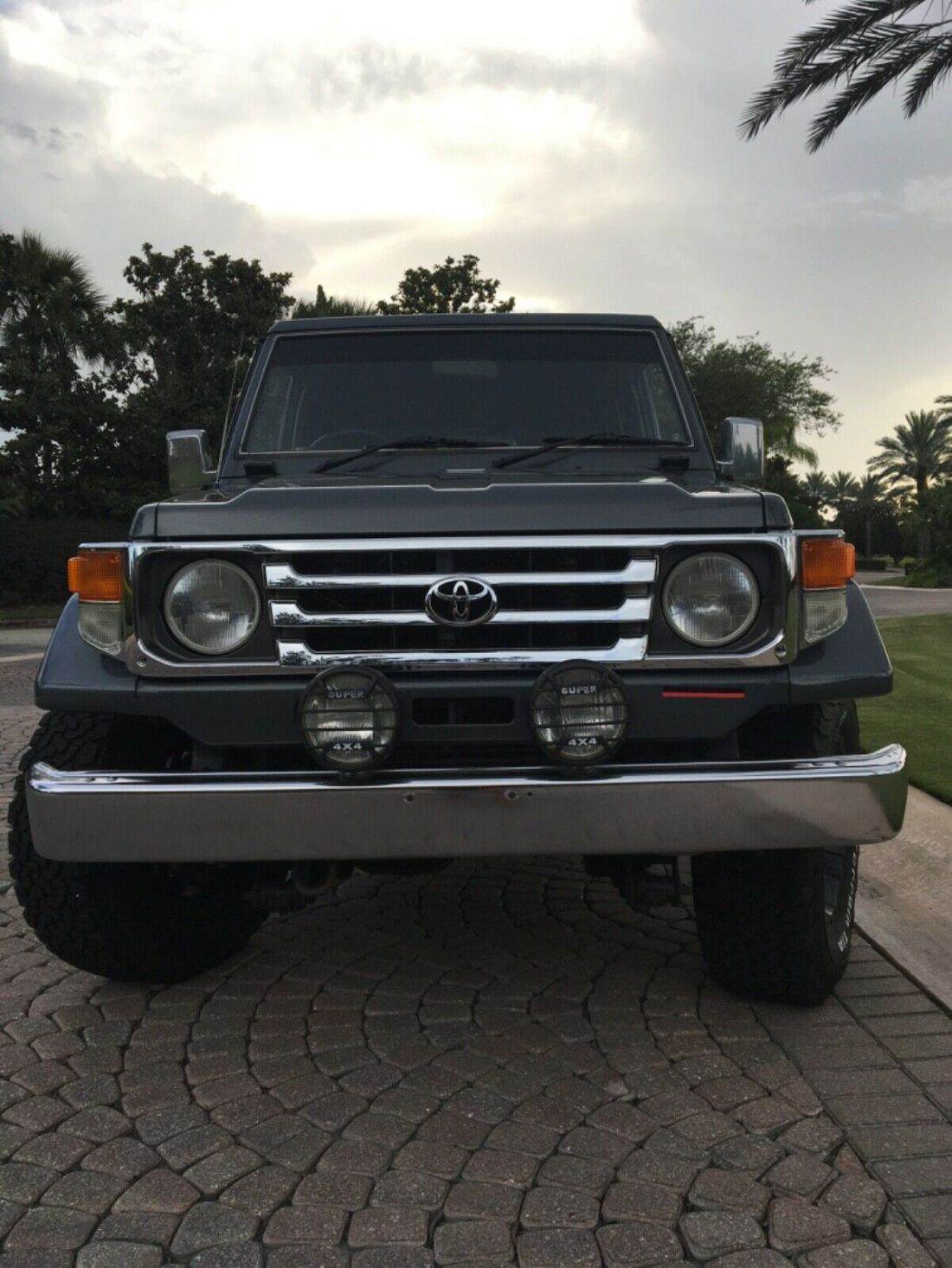 1988 Toyota Land Cruiser - photo 2