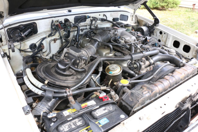 1988 Toyota Land Cruiser Base Sport Utility 4-Door - photo 12