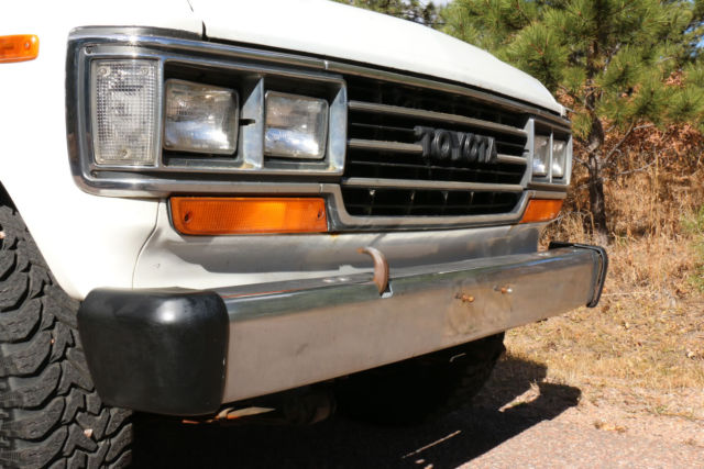 1988 Toyota Land Cruiser Base Sport Utility 4-Door - photo 3