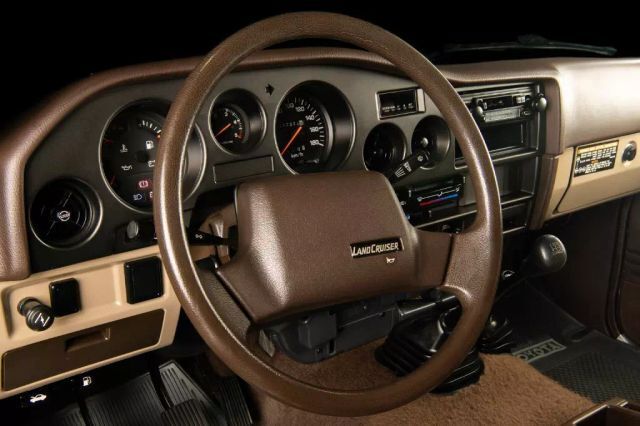 1988 Toyota Land Cruiser FJ62 4wd - photo 13