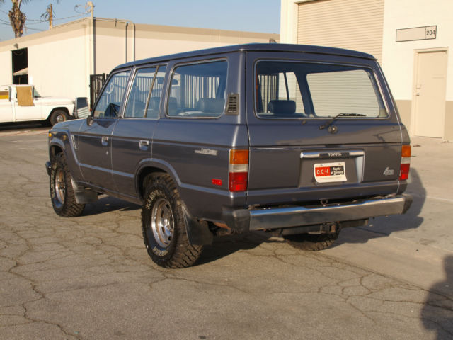 1988 Toyota Land Cruiser FJ62 Low Miles Barn Yard Find Collectible FJ 62 - photo 4