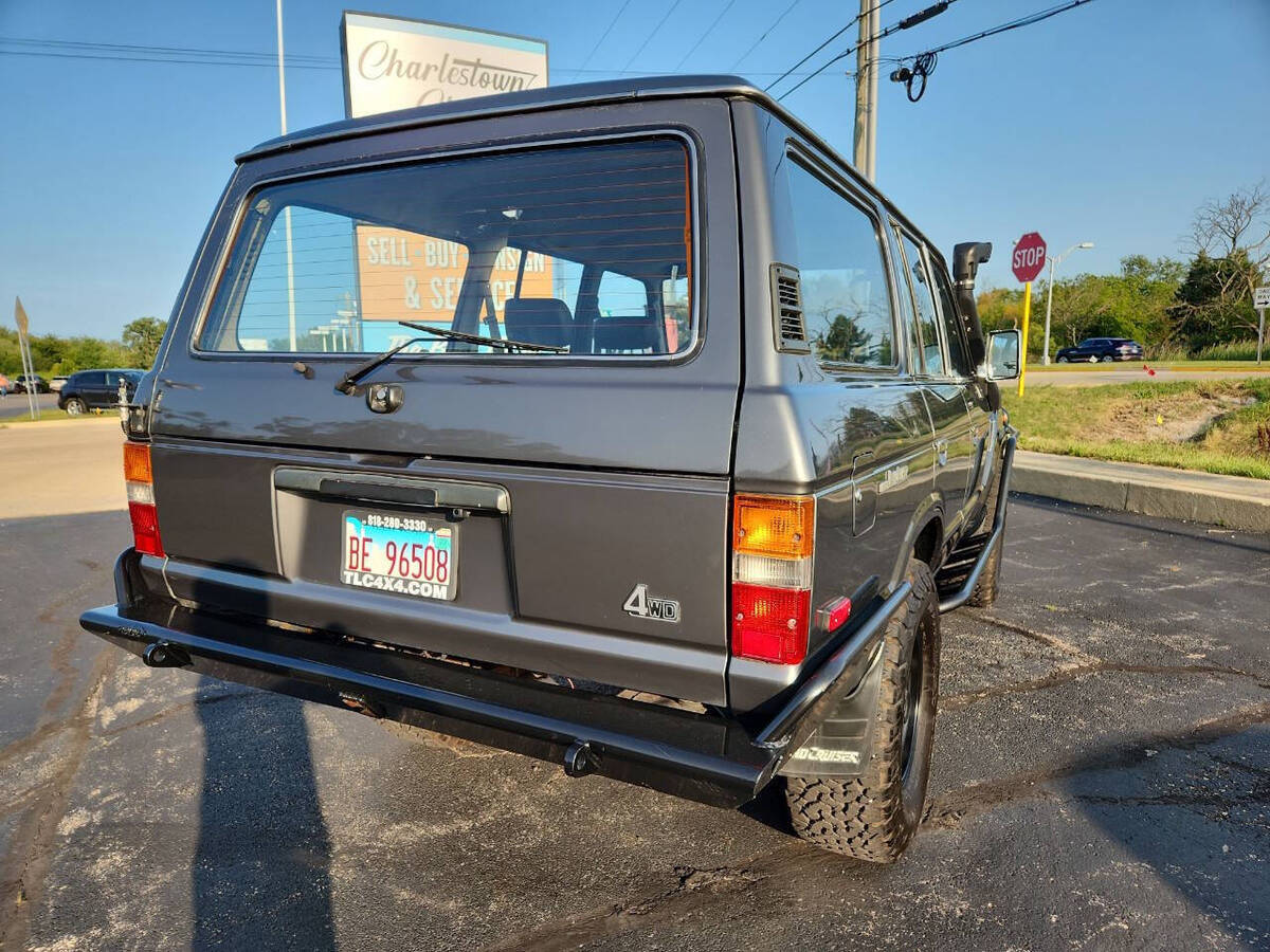 1988 Toyota Land Cruiser Base 4dr 4WD SUV - photo 10