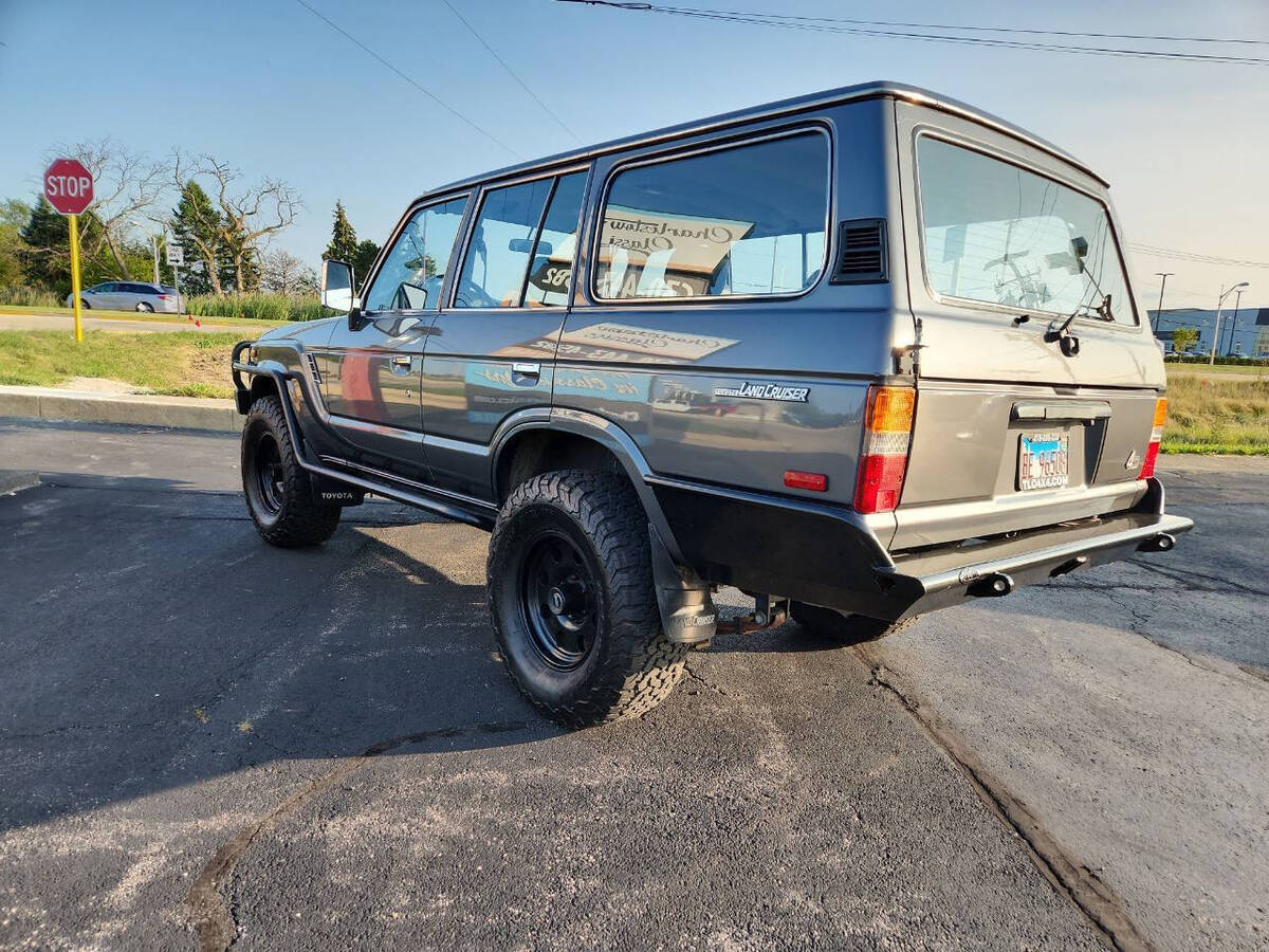 1988 Toyota Land Cruiser Base 4dr 4WD SUV - photo 8