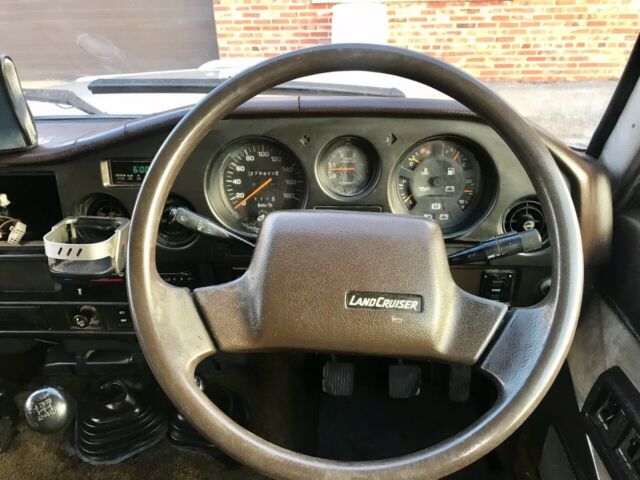 1988 Toyota Land Cruiser HJ61 - photo 13