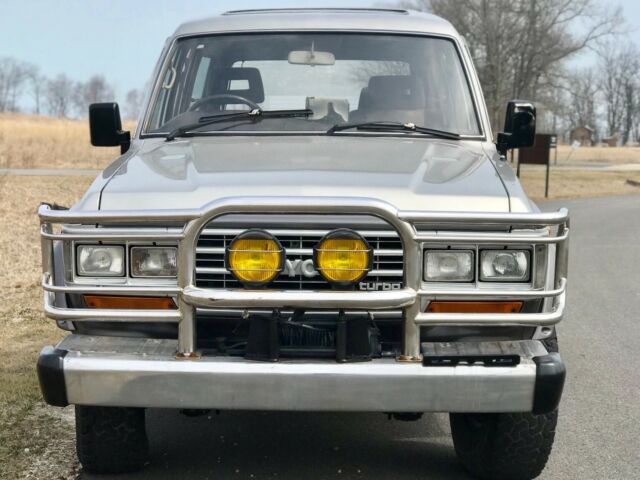 1988 Toyota Land Cruiser HJ61 - photo 2