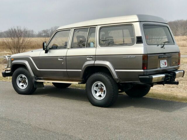 1988 Toyota Land Cruiser HJ61 - photo 5