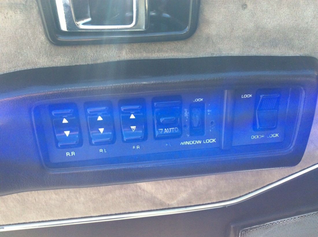 1988 Toyota Land Cruiser FJ62 - photo 10