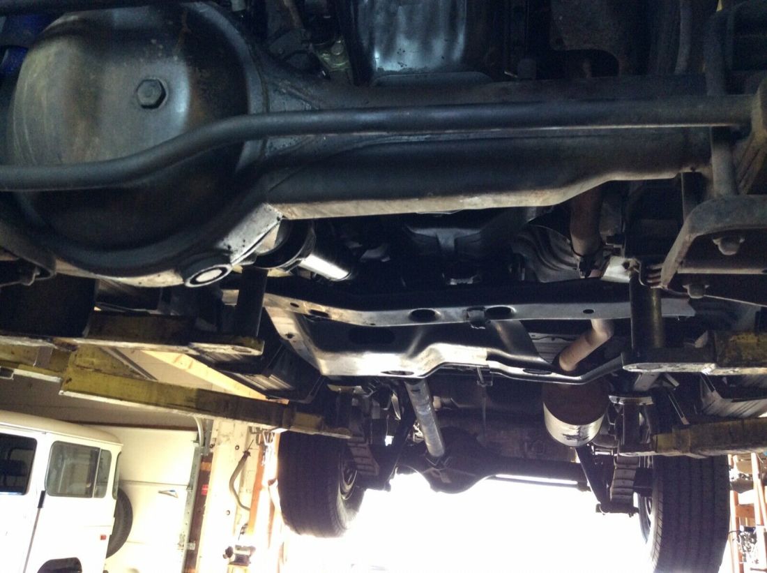 1988 Toyota Land Cruiser FJ62 - photo 11