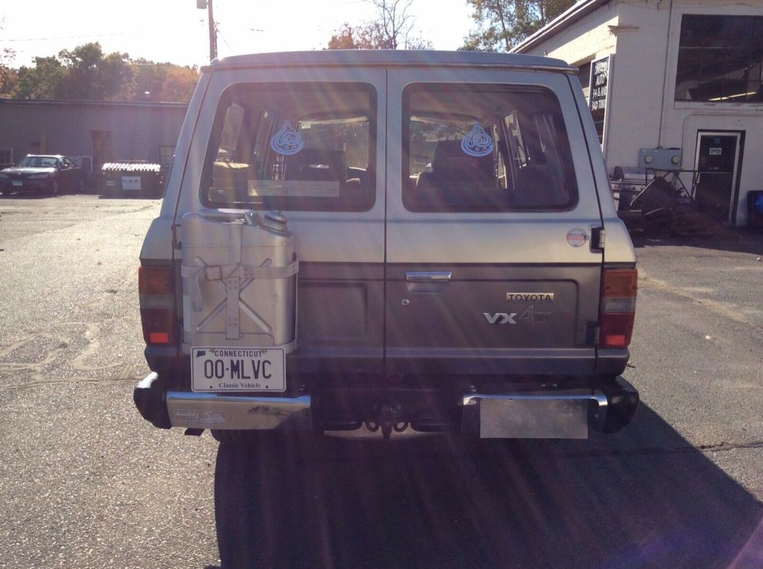 1988 Toyota Land Cruiser FJ62 - photo 2