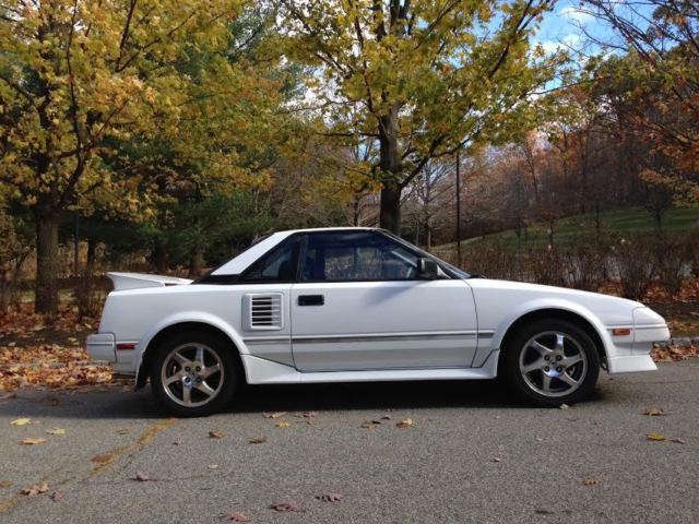 1988 Toyota MR2 GT Coupe 2-Door - photo 13