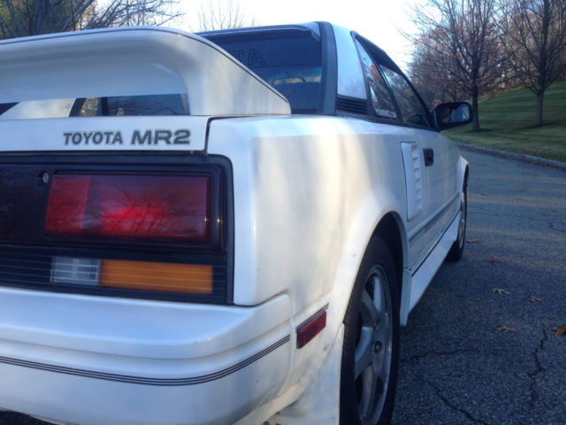 1988 Toyota MR2 GT Coupe 2-Door - photo 9