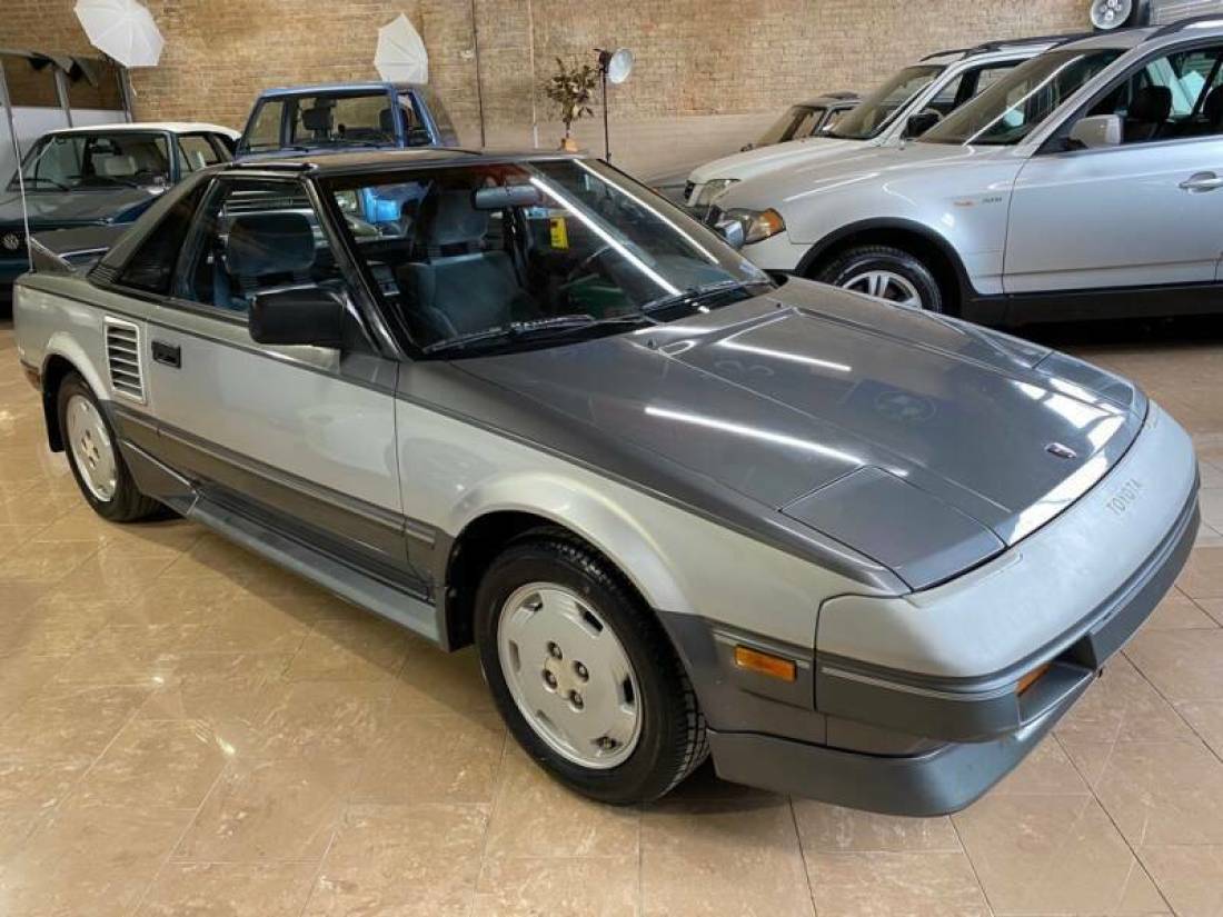 1988 Toyota MR2 Base 2dr Coupe - photo 4