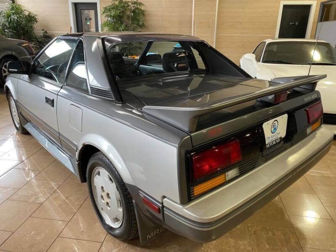 1988 Toyota MR2 Base 2dr Coupe - photo 6