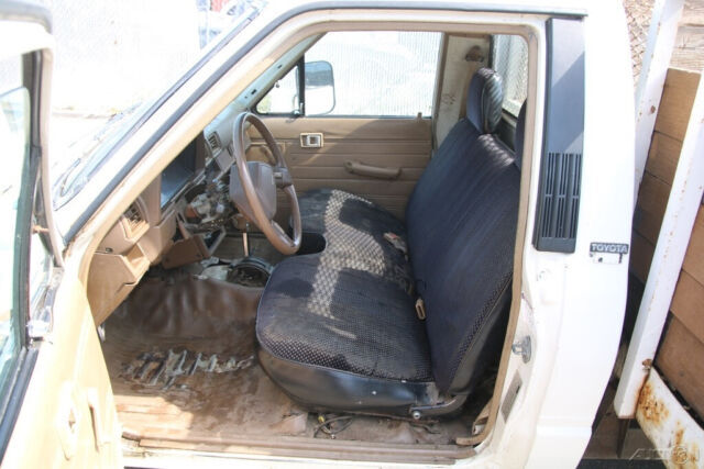 1988 Toyota Pickup - photo 12