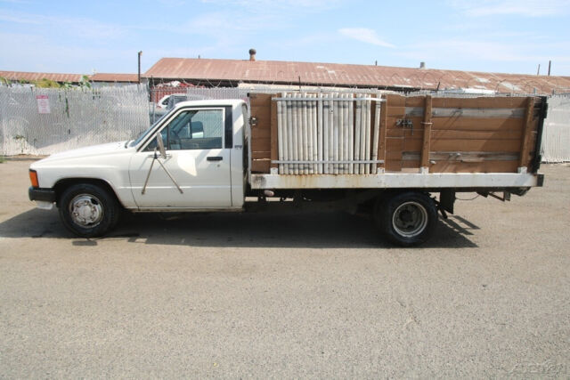 1988 Toyota Pickup - photo 3