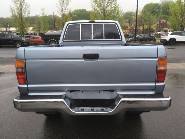 1988 Toyota Hiluxe Extended Cab 4X4 SR5 - photo 5