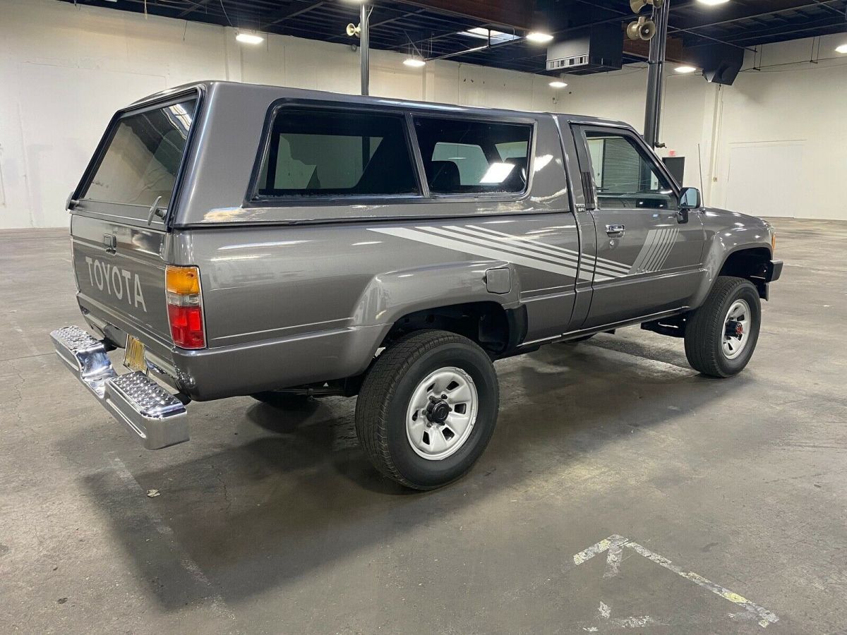 1988 Toyota Pickup - photo 7