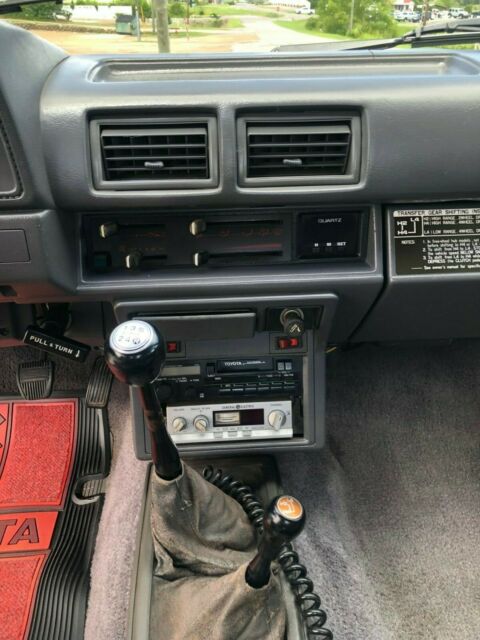 1988 Toyota Pickup - photo 13