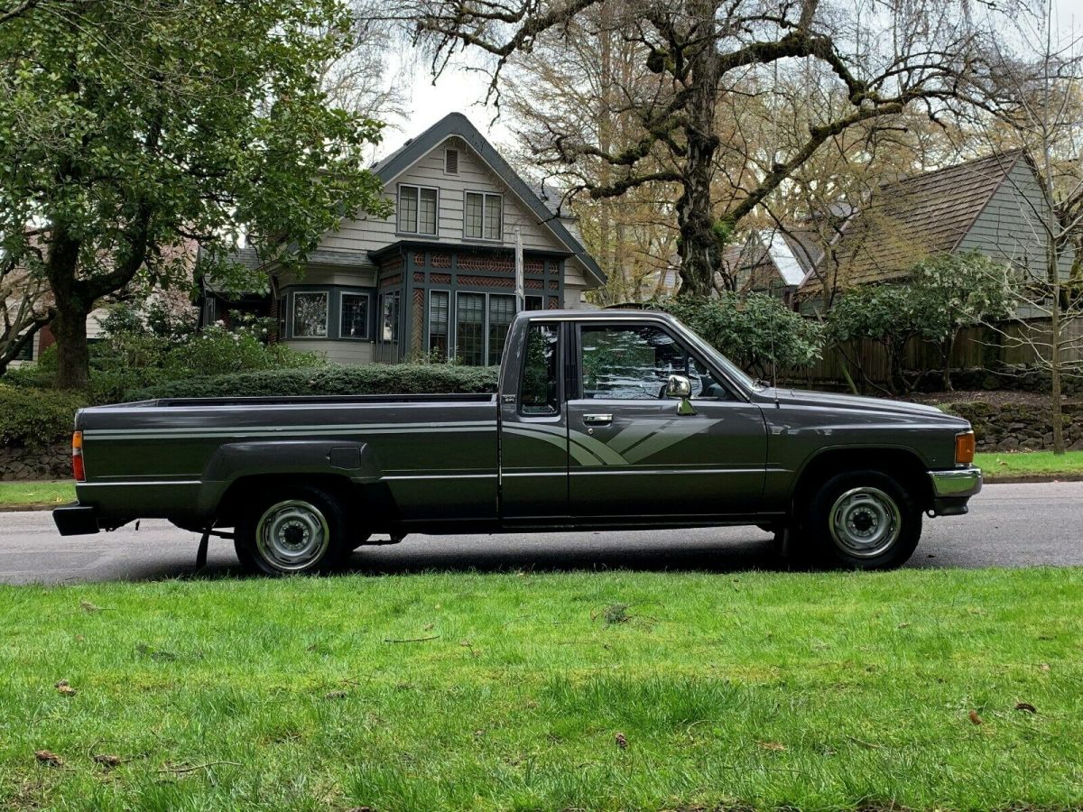 1988 Toyota Tacoma Deluxe - photo 5