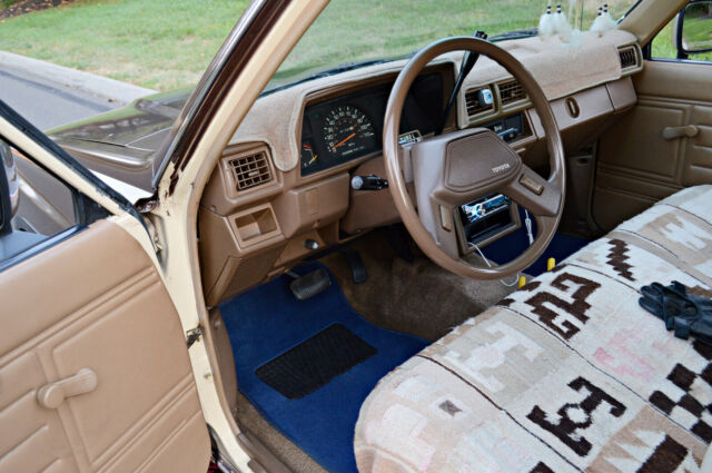 1988 Toyota Hilux - photo 11