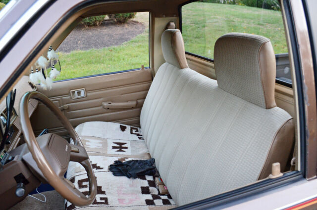 1988 Toyota Hilux - photo 12