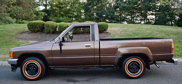 1988 Toyota Hilux - photo 2