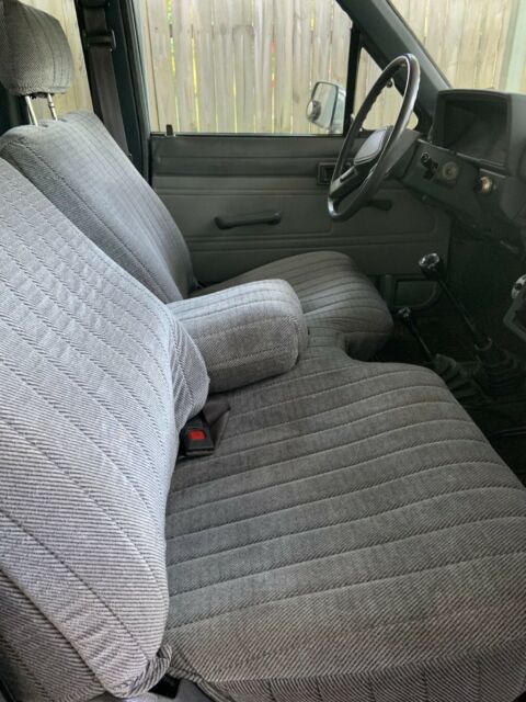 1988 Toyota Pickup DLX - photo 3