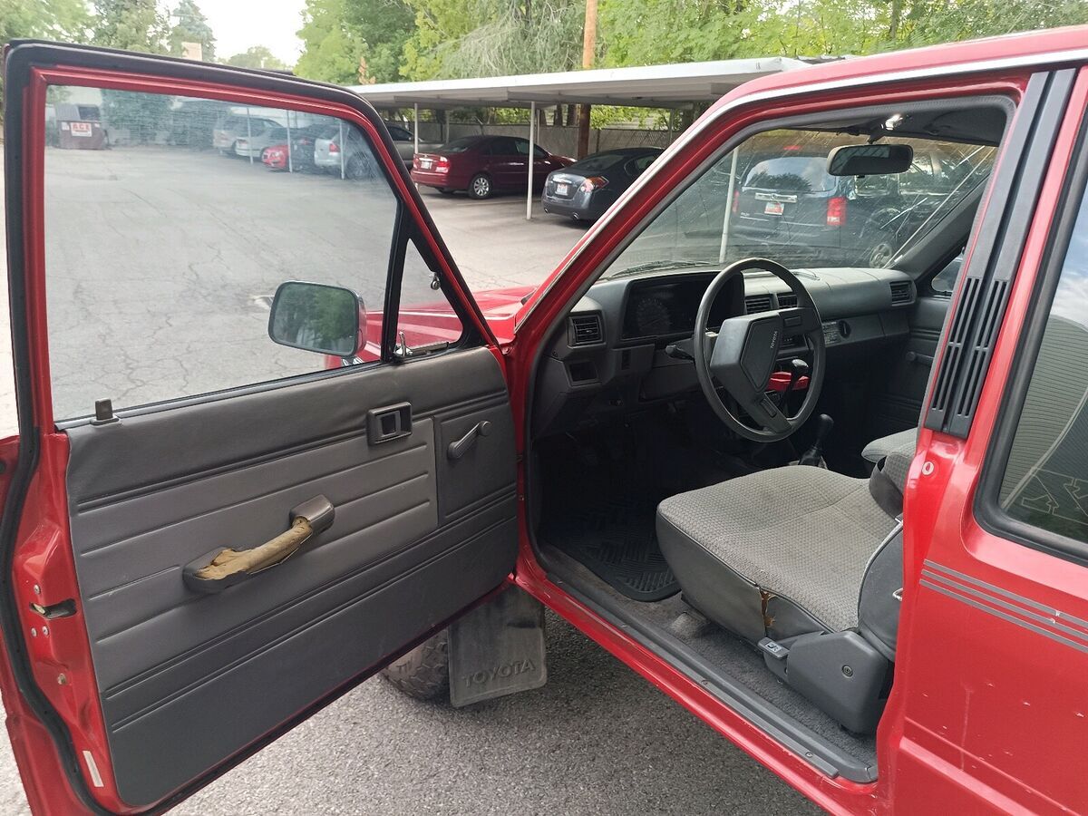 1988 Toyota Pickup SHORT BED XTRA CAB VN67 DLX - photo 10
