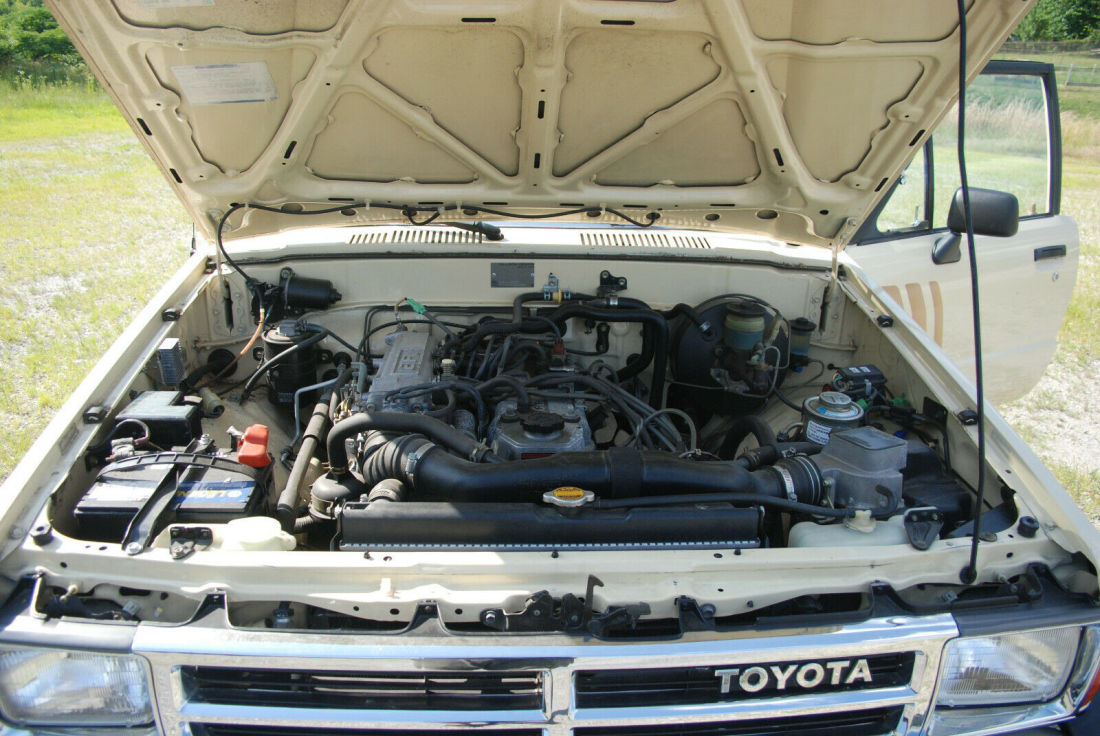 1988 Toyota Pickup RN63 SR5 - photo 12