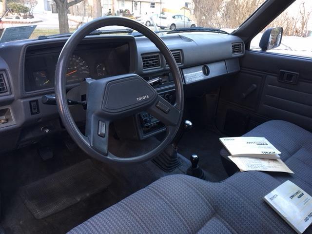 1988 Toyota Pickup Standard - photo 5