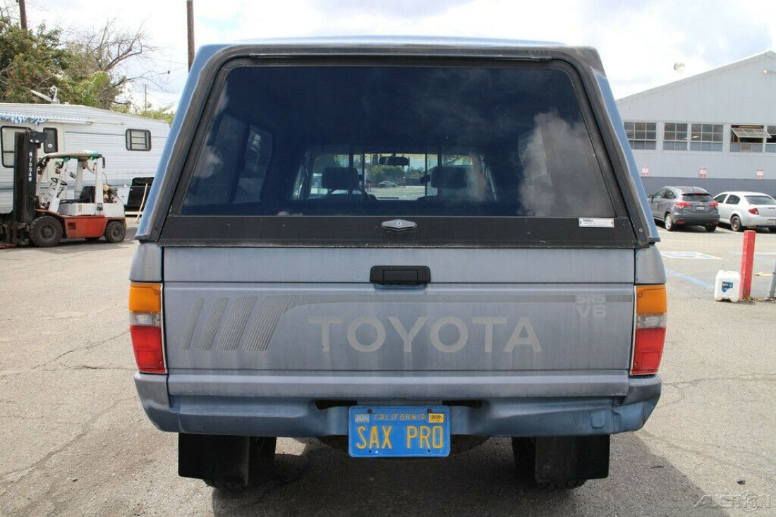 1988 Toyota Pickup SR5 - photo 4