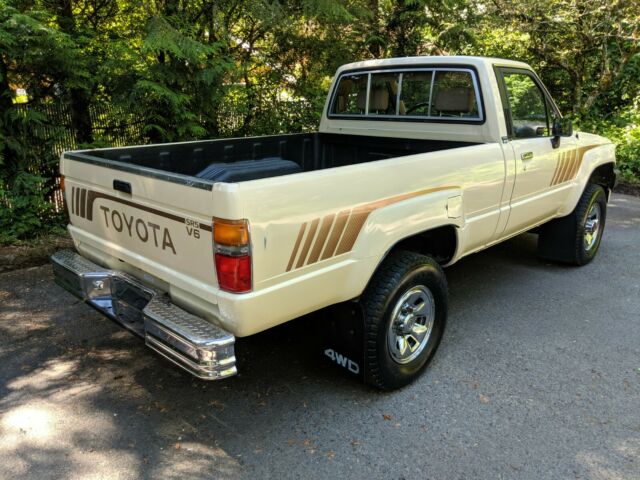 1988 Toyota Tacoma SR5 - photo 11