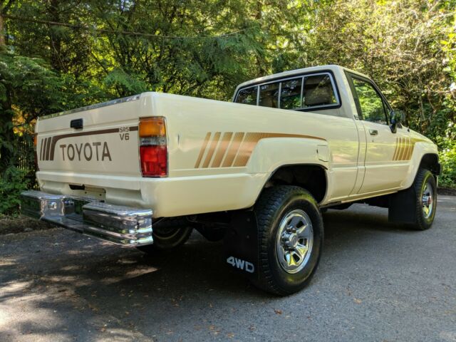 1988 Toyota Tacoma SR5 - photo 12