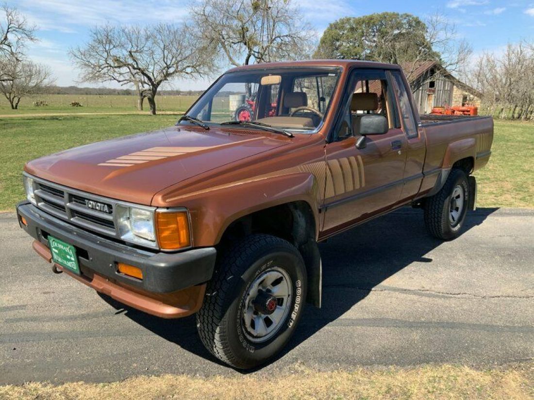 1988 Toyota SR-5 Xtracab 4x4, Clean, PS, PB, A/C 75732 Miles Brown Metallic Pick 1988 Toyota SR-5 Xtracab 4x4, Clean, PS, PB, A/C