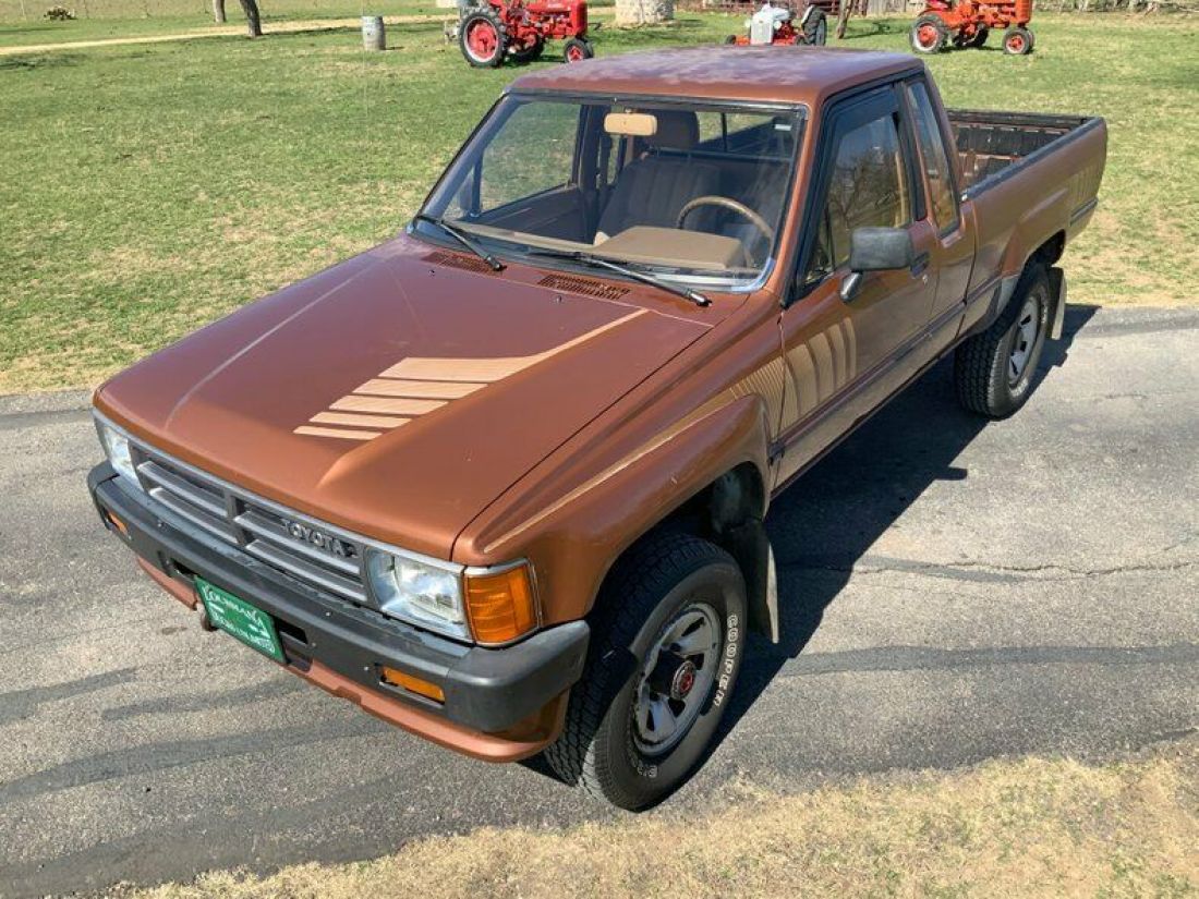 1988 Toyota SR-5 Xtracab 4x4, Clean, PS, PB, A/C - photo 12