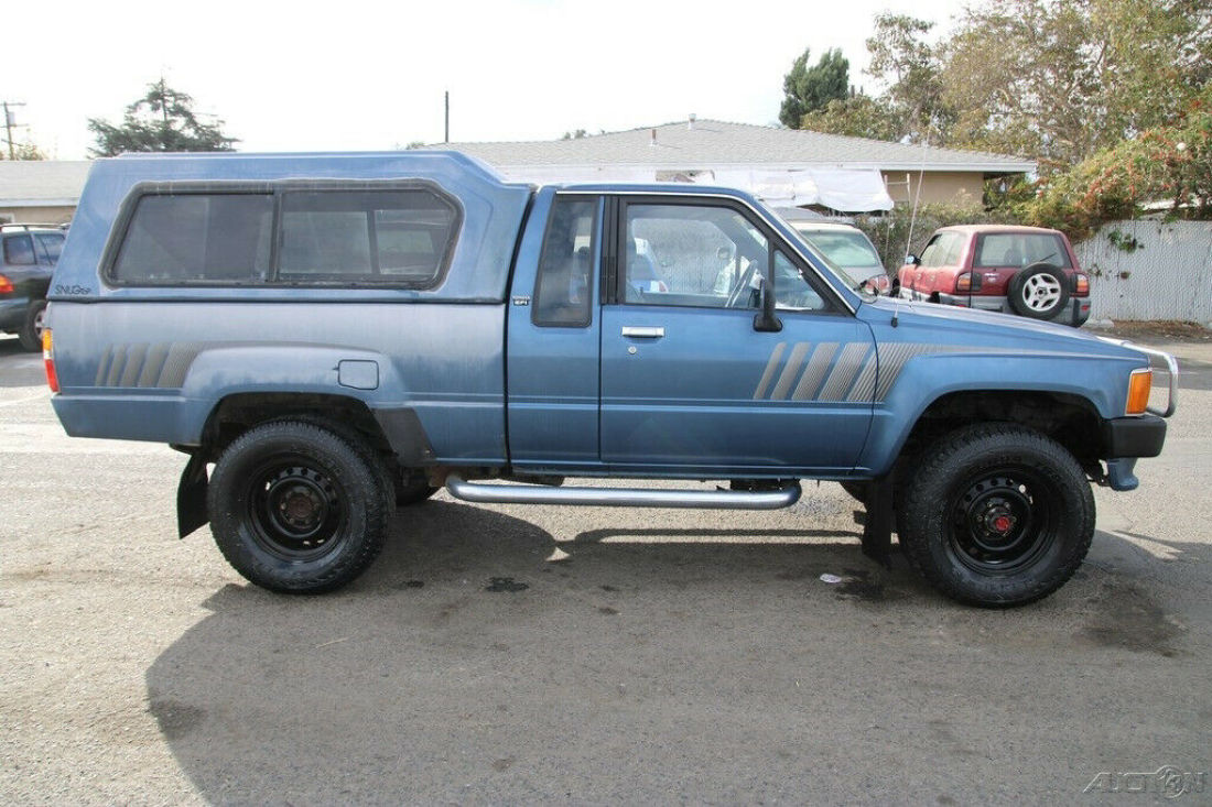 1988 Toyota Pickup SR5 - photo 8