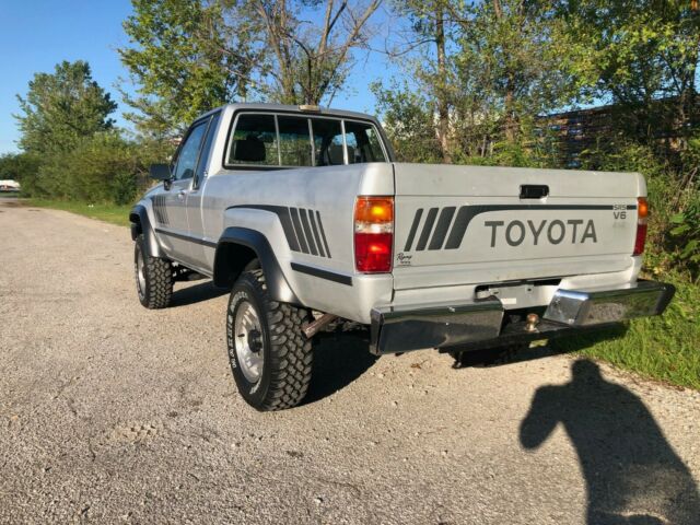 1988 Toyota Pickup SR5 - photo 12