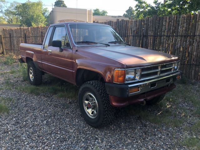 1988 Toyota Truck136K miles 5 speed AC 1988 Toyota Tacoma