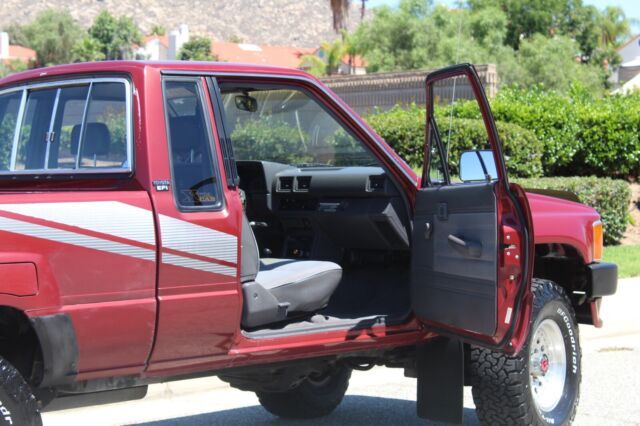 1988 Toyota Pickup SR5 XTRA CAB 4x4 - photo 12