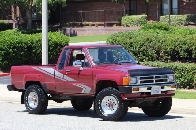 1988 Toyota Pickup SR5 XTRA CAB 4x4 - photo 2