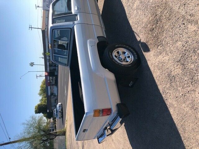 1988 Toyota Pickup Extra cab SR5 - photo 5
