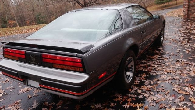 1988 Pontiac Firebird Base Coupe 2-Door - photo 12