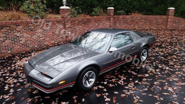 1988 Pontiac Firebird Base Coupe 2-Door - photo 2
